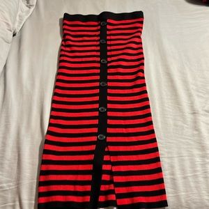 Zara red and black striped sweater material skirt. Brand new with tags. Sz small
